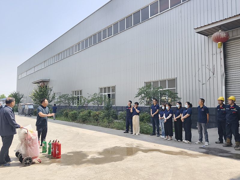 万川环保集团夏季消防演练：筑牢安全防线，守护绿色家园